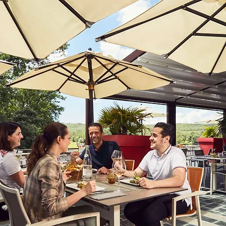 Mercure Golf De Barbaroux & 4*