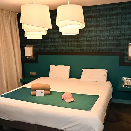 فندق ميركيور برينولز جولف دي بارباروس 4*